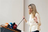 Yolanda Díaz, tras decir Maíllo (IU) que debe mejorar en otras dimensiones: "Yo defiendo la política con mayúsculas"