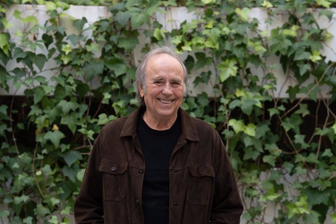 Archivo - El cantautor i compositor Joan Manuel Serrat