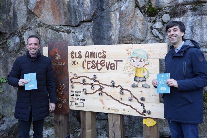 Jordi Torres (izquierada) y Sergi González (derecha) en la inauguración de la ruta