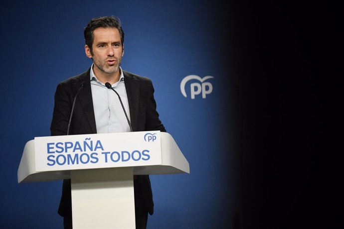 El vicesecretario de Cultura y portavoz del PP, Borja Sémper, durante una rueda de prensa posterior al Comité de Dirección del PP, en la sede de Génova, a 11 de noviembre de 2024, en Madrid (España). Durante la rueda de prensa, Sémper, ha hablado sobre la