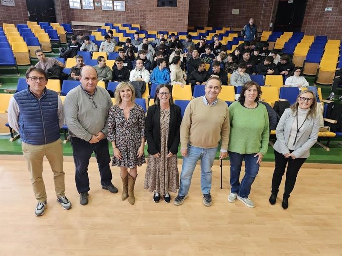 Las empresas IMEL e INSE 10 participan en el IES Rey D. García de Nájera en el tercer encuentro de buenas prácticas