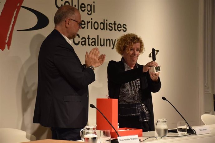 La periodista Neus Bonet recibe el premio Premi Ofici de Periodista 2014 del Col·legi de Periodistes de Catalunya