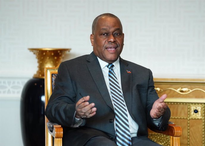 Archivo - September 23, 2024, New York, New York, USA: Garry Conille, Prime Minister of Haiti, takes part in a bilateral meeting with Prime Minister Justin Trudeau at the United Nations headquarters in New York on Monday, Sept. 23, 2024.