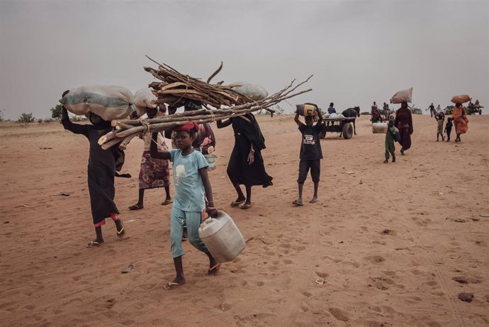 Archivo - Refugiados sudaneses en Adre, Chad