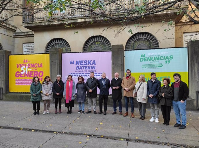 El vicepresidente primero del Gobierno de Navarra, Félix Taberna, presenta la campaña del Gobierno de Navarra con motivo del 25-N, Día Internacional de la Eliminación de la Violencia contra la Mujer.