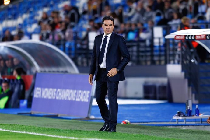 Alberto Toril durante un partido del Real Madrid Femenino