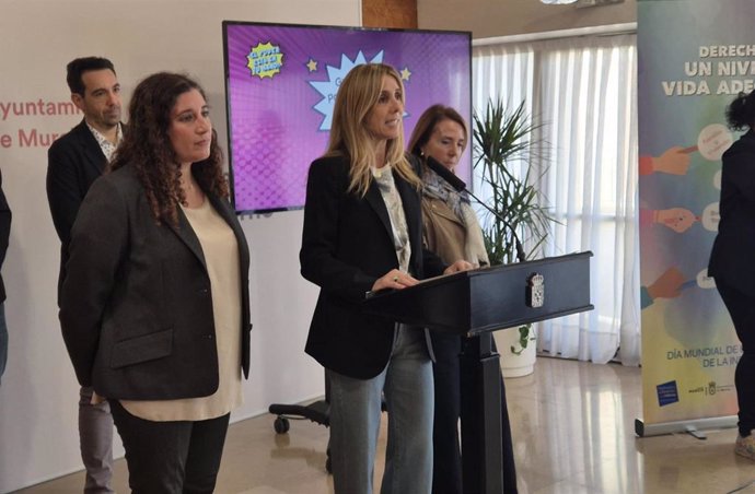 Imagen de la presentación de las actuaciones programadas con motivo del Día de los Derechos de la Infancia por el Ayuntamiento de Murcia