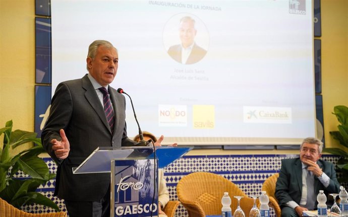 El alcalde de Sevilla, José Luis Sanz, en el Foro Gaesco.