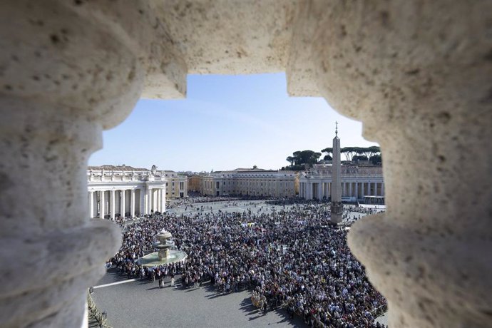 03 November 2024, Vatican, Vatican City: Pope Francis deliver Angelus Prayer in St. Pater's Square at the Vatican. Photo: Vatican Media/IPA via ZUMA Press/dpa