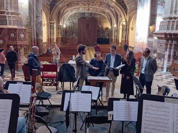 El Monasterio de San Jerónimo ha sido el escenario para la presentación de la Temporada Lírica de Granada.