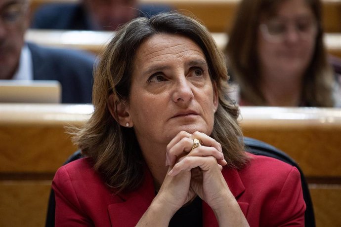 Archivo - La vicepresidenta tercera y ministra para la Transición Ecológica, Teresa Ribera, durante una sesión de control de Gobierno en el Senado, a 24 de septiembre de 2024, en Madrid (España). 