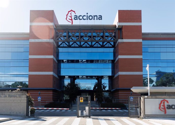 Archivo - Instalaciones de Acciona