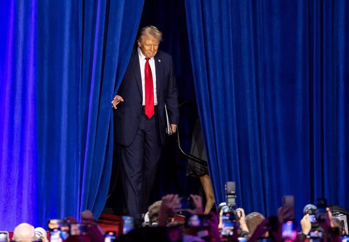 FILED - 06 November 2024, US, West Palm Beach: US Republican presidential nominee and former President Donald Trump is pictured at an election night watch party at the Palm Beach County Convention Center. Republican candidate Donald Trump is set for a sec