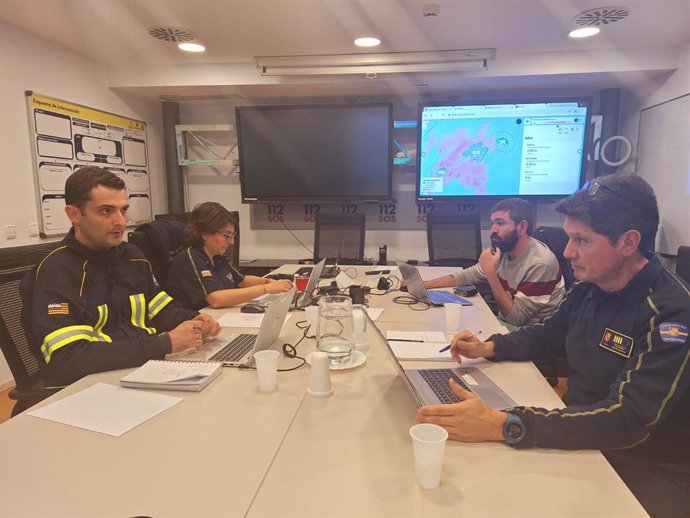 Técnicos de Emergencias monitorizan la evolución de la DANA en Baleares.