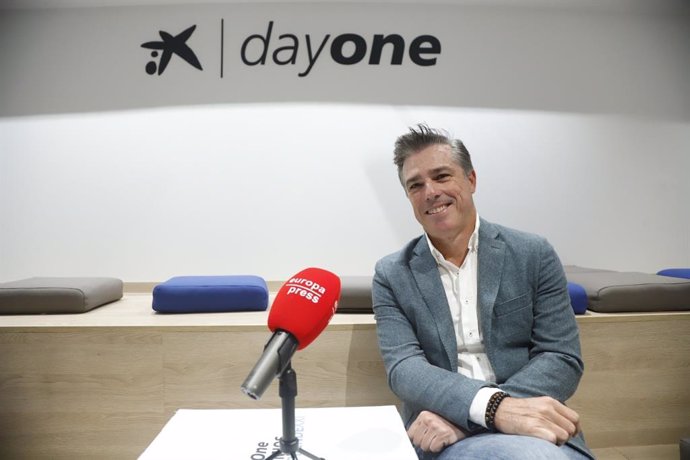 José Fuertes, ingeniero industrial fundador y CEO de la empresa OWO, en las oficinas de CaixaBank DayOne Andalucía, en Málaga.