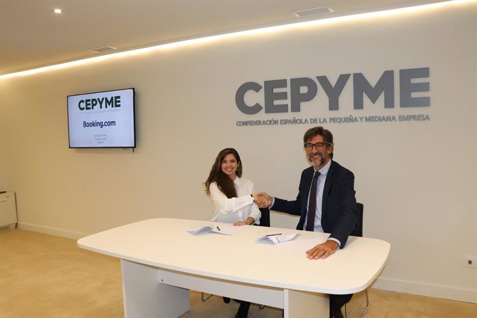Booking y Cepyme colaboran para impulsar el crecimiento de las pymes españolas.