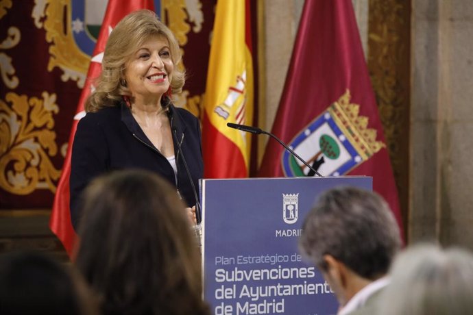 La delegada de Economía, Innovación y Hacienda, Engracia Hidalgo,  inaugura la jornada de presentación del Plan Estratégico de Subvenciones 2024-2027 del Ayuntamiento de Madrid