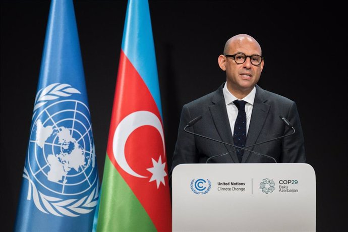 El secretario ejecutivo de la ONU para el Cambio Climático, Simon Stiell, en Bakú (Azerbaiyán), a 12 de noviembre de 2024.