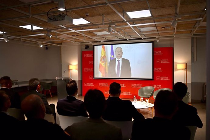 El ministro de Industria y Turismo, Jordi Hereu, participa telemáticamente en el II Foro de Economía y Derecho Europa-China