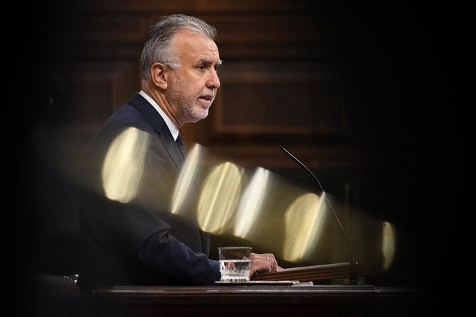 El ministre de Política Territorial, Ángel Víctor Torres, compareix durant el Ple del Congrés, a 13 de novembre del 2024, a Madrid (Espanya). 