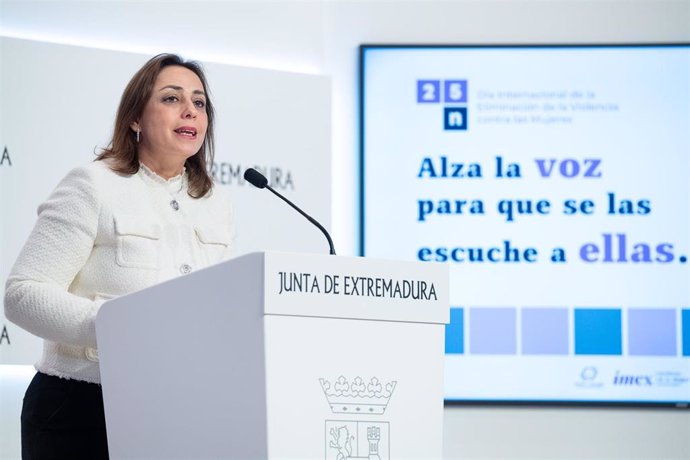 La secretaria general de Igualdad y Conciliación, Ara Sánchez Vera, presenta los actos con motivo del 25N