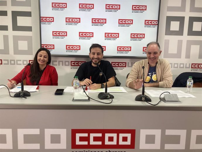 Dulcinea Álvarez, Gonzalo Fermoso y Jesús Méndez, en rueda de prensa.