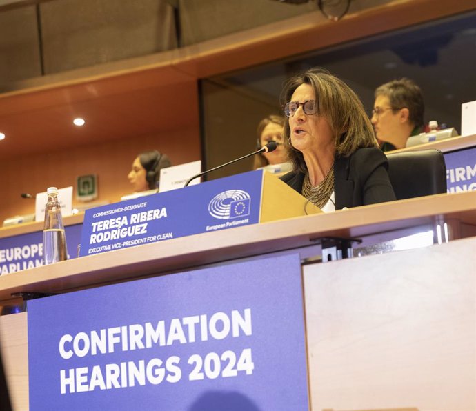 La candidata a la vicepresidencia ejecutiva de Transición Limpia, Justa y Competitiva, y a la cartera de Competencia de la Comisión Europea, Teresa Ribera, durante su intervención en el Parlamento Europeo en el proceso de audiencia para la confirmación de