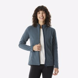 Archivo - Decathlon presenta su chaqueta polar para combatir el frío del invierno.