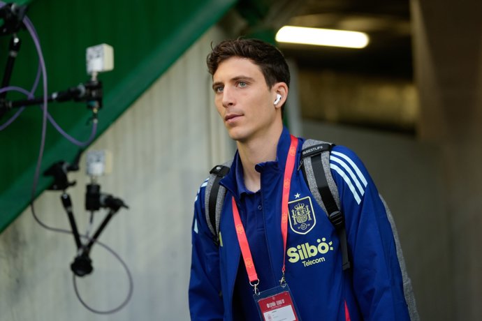 Pau Torres of Spain looks on during the UEFA Nations League 2024/25 League A Group A4 match between Spain and Serbia at Nuevo Arcangel stadium on October 15, 2024, in Cordoba, Spain.