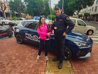 Un agente de Policía Nacional fuera de servicio salva la vida a un bebé de 13 meses que se había atragantado