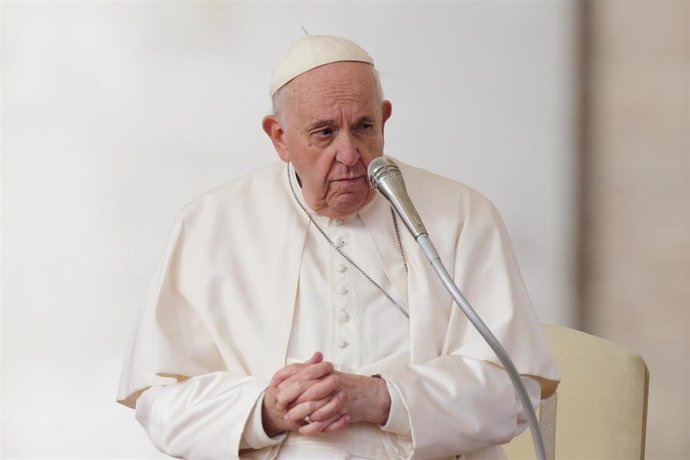 Archivo - 09 November 2022, Vatican, Vatican Citz: Pope Francis leads his Wednesday General Audience in St. Peter's Square at the Vatican. Photo: Evandro Inetti/ZUMA Press Wire/dpa