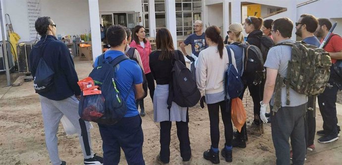 Voluntarios de Endesa para ayudar en los efectos por la DANA