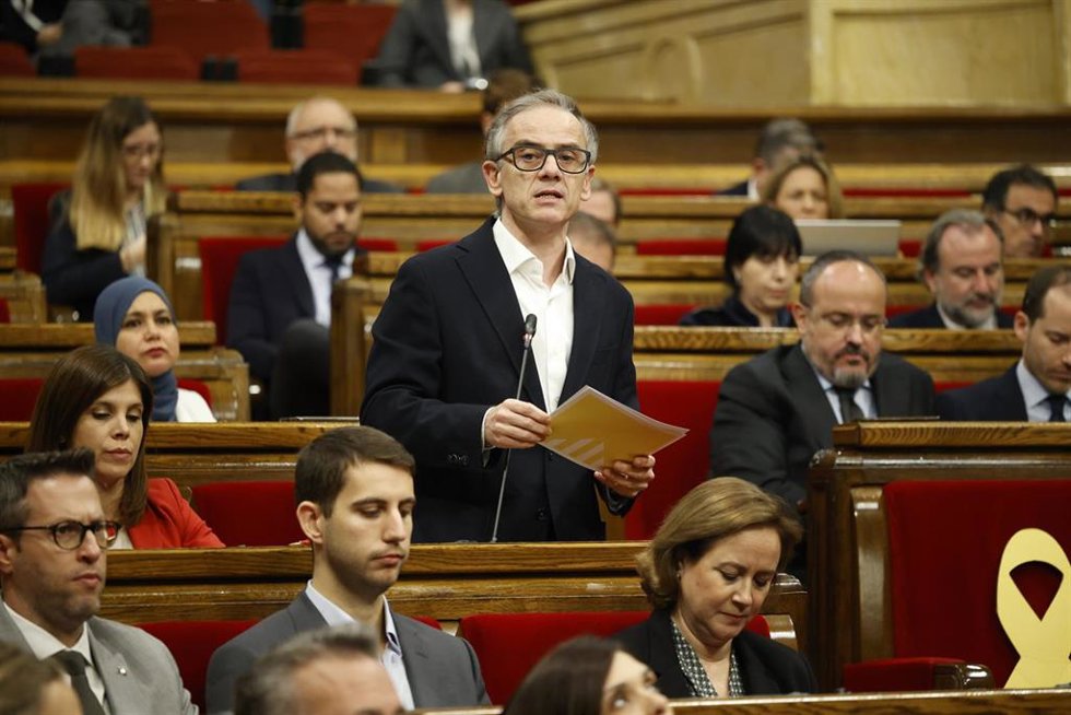 El presidente del grupo parlamentario de ERC en el parlament de Catalunya, Josep Jové Lladó, durante una sesión de control al presidente de la Generalitat de Cataluña, en el Parlament de Cataluña, a 13 de noviembre de 2024, en Barcelona, Cataluña (Españ