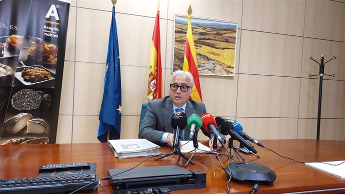 El consejero de Agricultura del Gobierno de Aragón, Javier Rincón.