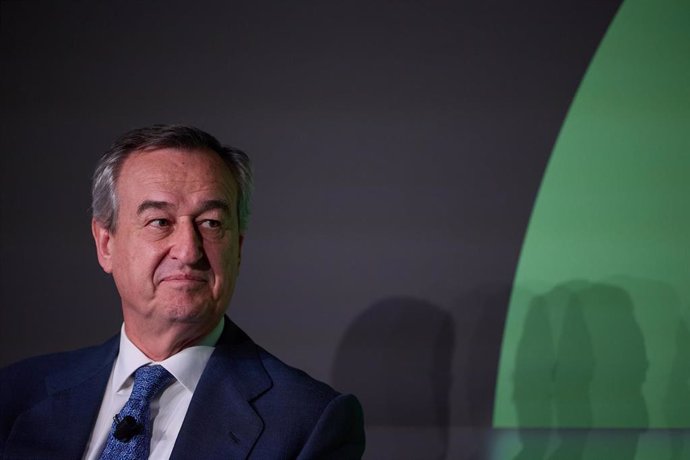 El consejero delegado de Banco Sabadell,  César González-Bueno, durante el 31º encuentro del sector financiero de ABC y Deloitte, en Casa de América, a 13 de noviembre de 2024, en Madrid (España). 