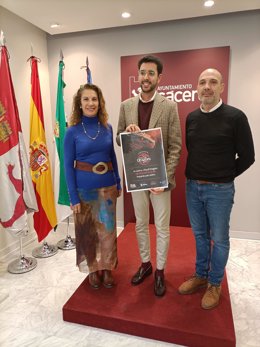 Presentación de la segunda edición de 'City of dragons', que se celebra en Cáceres del 29 de noviembre al 1 de diciembre