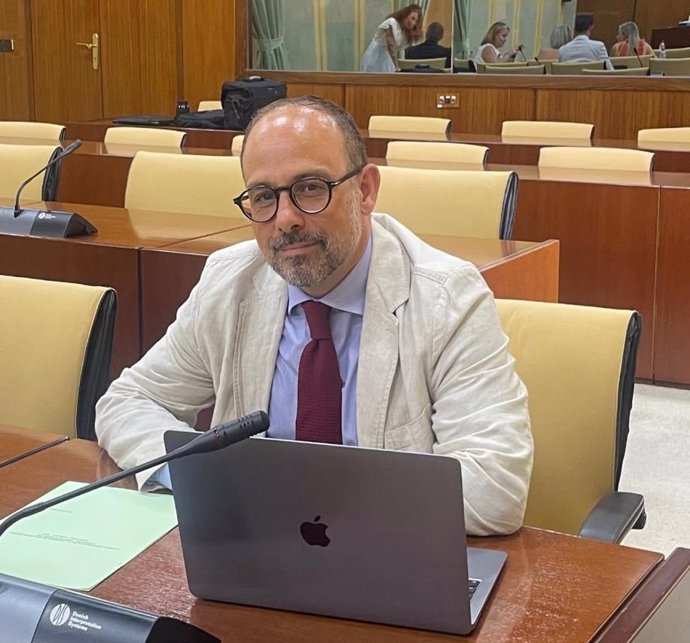 Antonio Ruiz en el Parlamento de Andalucía.