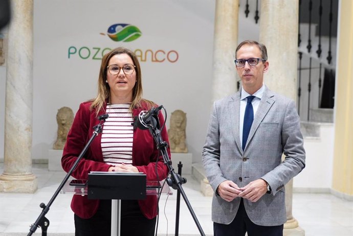 Raquel López y Santiago Cabello, en Pozoblanco.