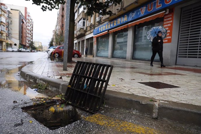 Incidencias en la capital malagueña con motivo de las precipitaciones el 13 de noviembre.