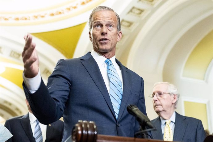 Archivo - June 4, 2024, Washington, District Of Columbia, USA: U.S. Senator JOHN THUNE (R-SD) speaking at a press conference at the U.S. Capitol.