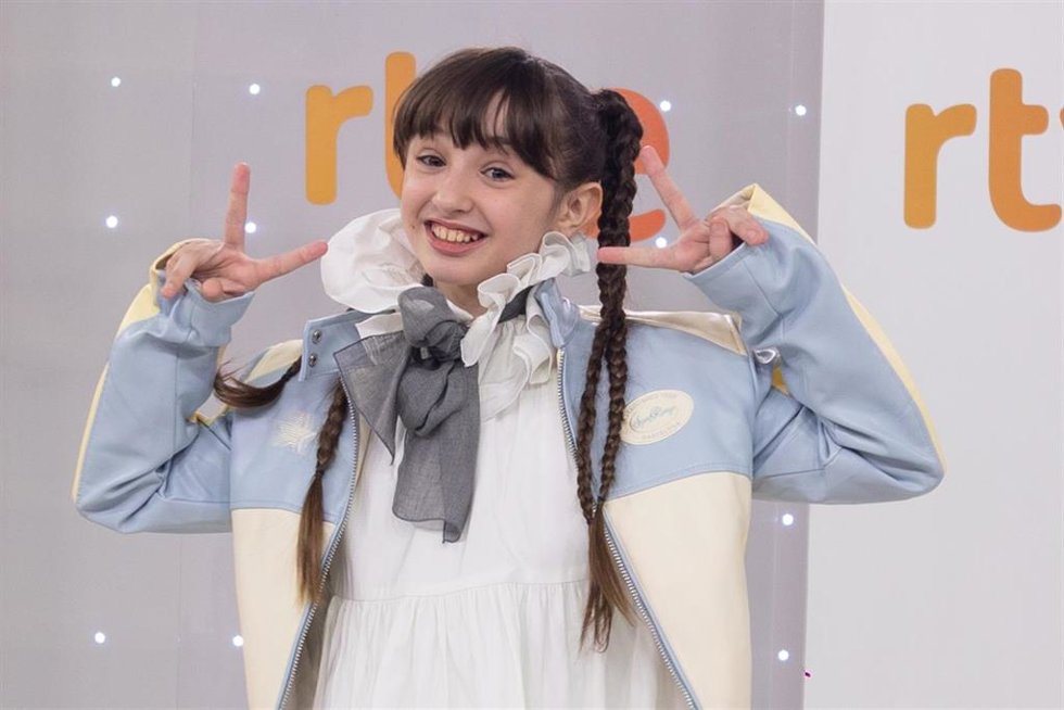 La cantante de Eurovisión Junior, Chloe DelaRosa, posa para Europa Press, en Torrespaña, a 13 de noviembre de 2024, en Madrid (España). Chloe DelaRosa llevará a cabo la 10 propuesta española en Eurovisión Junior, uniéndose así a la lista de representan