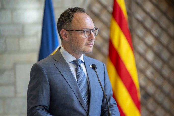 Archivo - El jefe de Gobierno de Andorra, Xavier Espot, comparece en una rueda de prensa tras su reunión con el presidente de la Generalitat de Catalunya, Pere Aragonès, en el Palau de la Generalitat, a 5 de septiembre de 2023, en Barcelona, Catalunya (Es