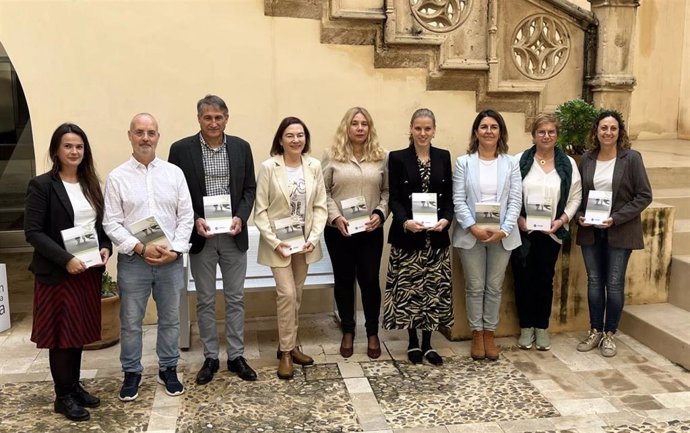 Presentación del Anuario del Envejecimiento.