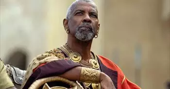 Denzel Washington y el beso gay eliminado de Gladiator 2: "Se acobardaron"