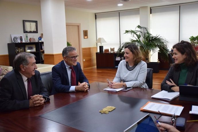 Reunión entre el Gobierno de Castilla-La Mancha y la Fiscalía regional.