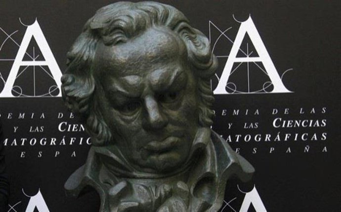 Archivo - La preciada estatuilla con la que los aspirantes podrán hacerse