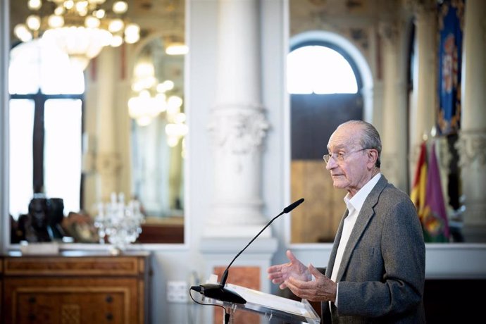 El alcalde de Málaga, Francisco de la Torre, en rueda de prensa