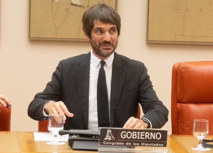 El ministre de Cultura, Ernest Urtasun, compareix en la Comissió de Cultura,al Congrés dels Diputats, a 14 de novembre del 2024, a Madrid (Espanya). 