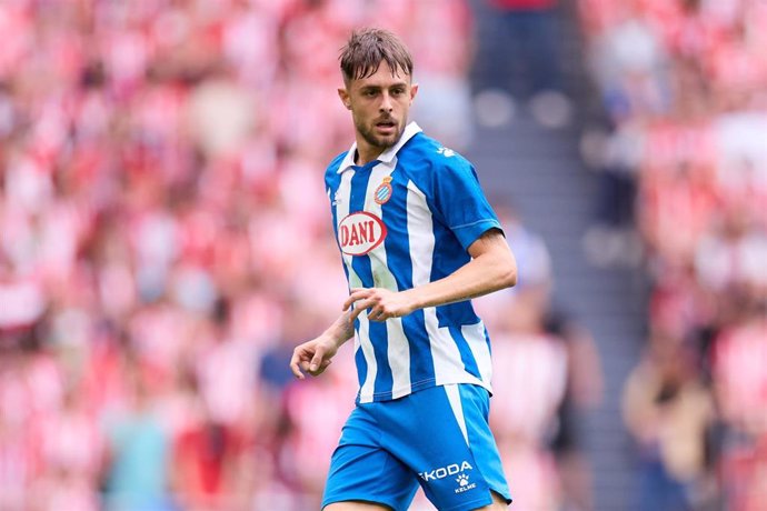 Jofre Carreras of RCD Espanyol looks on during the LaLiga EA Sports match between Athletic Club and RCD Espanyol at San Mames on October 19, 2024, in Bilbao, Spain.