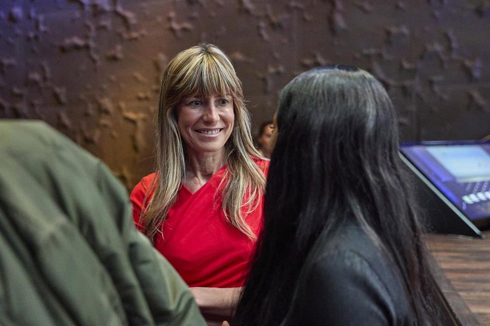 Archivo - La mujer del presidente del Gobierno de España, Begoña Gómez, durante la presentación de la plataforma de Lideremos', en Caixa Forum Madrid, a 9 de junio de 2023, en Madrid (España). Lideremos es una plataforma formada por más de 1.000 jóve